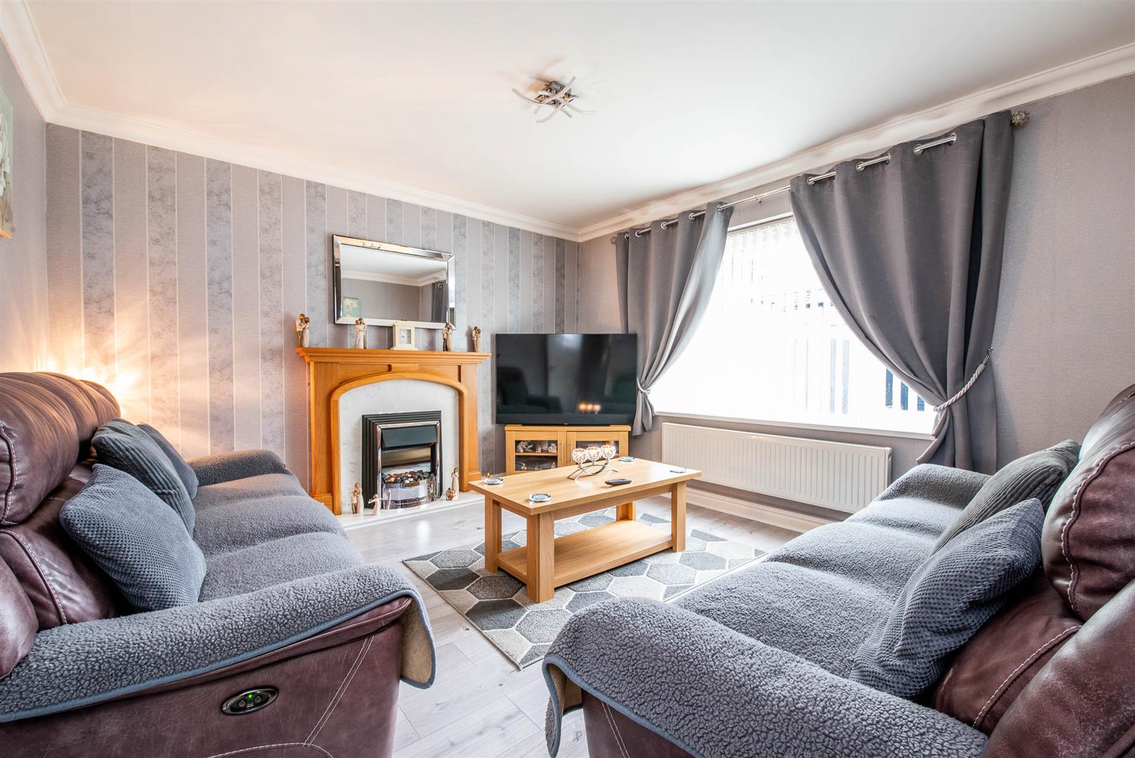 4 bed property in Homestead, Preston